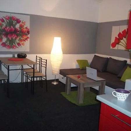 Apartmán Krátkodobé Pobyty Na Horách, Tanvald